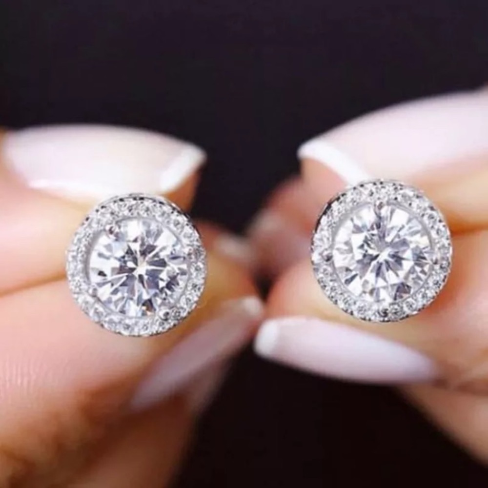 NWT 18K White Gold Diamond Earrings - Picture 2 of 8